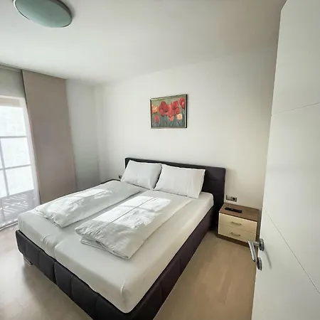 Reitdorf-2 By Interhome Flachau