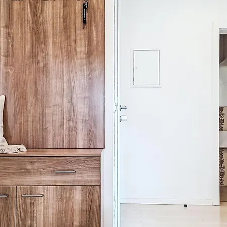Apartament Reitdorf-2 By Interhome
